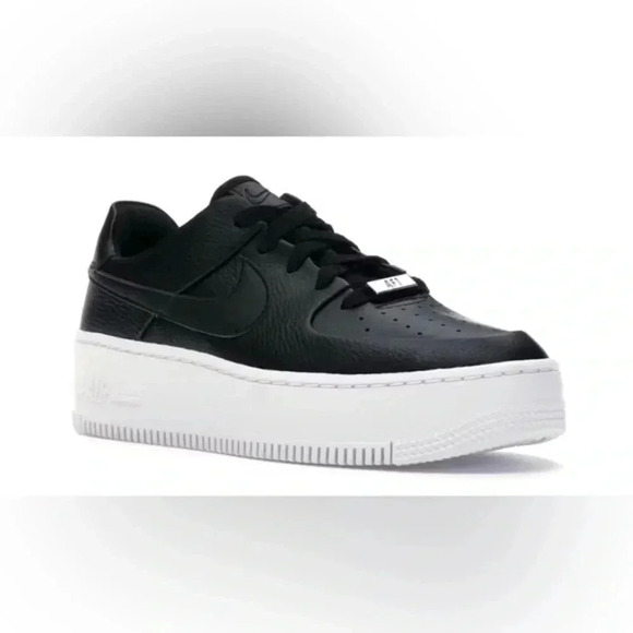 Black Leather Nike AF1 Sage Low - Picture 1 of 9